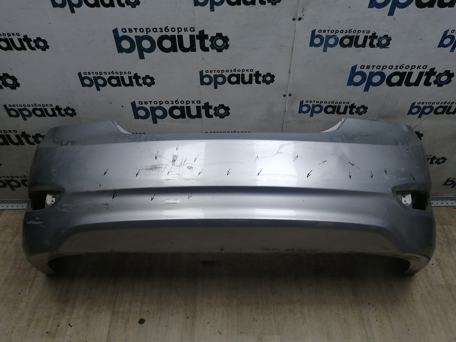 Пример детали Бампер задний; без паркт. (86611-4L000); Hyundai Accent IV (2010-2017), Solaris I Sedan (2010- 2014) /AA045610/ БУ; Оригинал; Р1, Мелкий дефект; 