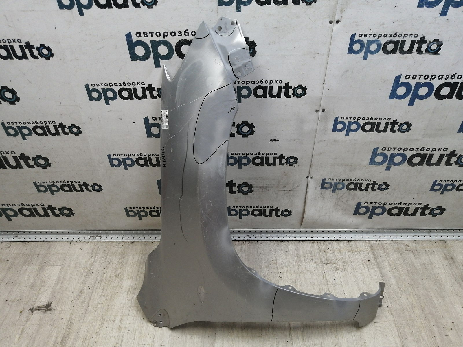 Пример детали Крыло переднее правое (53811-42210); Toyota Rav4 30&nbsp;&nbsp;V 2.0 (2006 - 2009) /AA046446/ БУ; Оригинал; Р3, Под восстановление; 