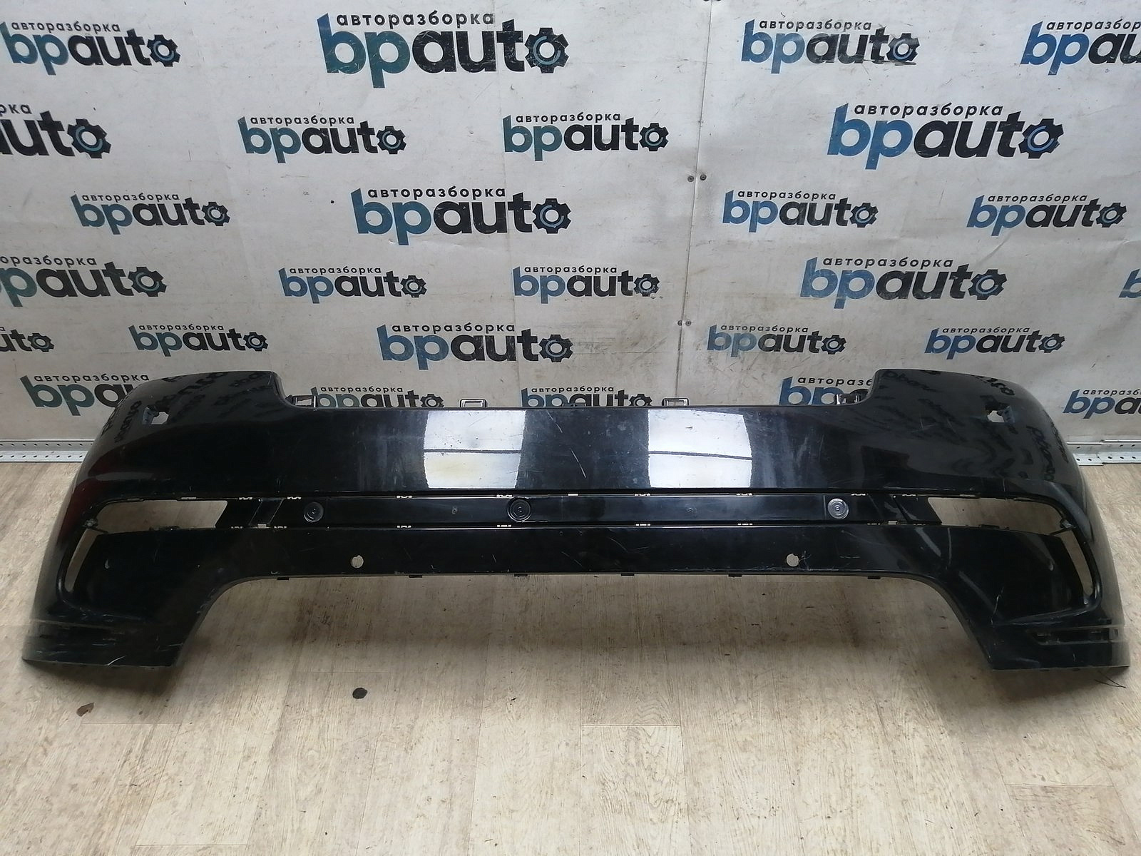 Пример детали Бампер передний; под паркт.; под омыват. (J8A2-17F003-AAW); Land Rover Range Rover Velar L560 (2017 - 2023) /AA045879/ БУ; Оригинал; Р1, Мелкий дефект; 