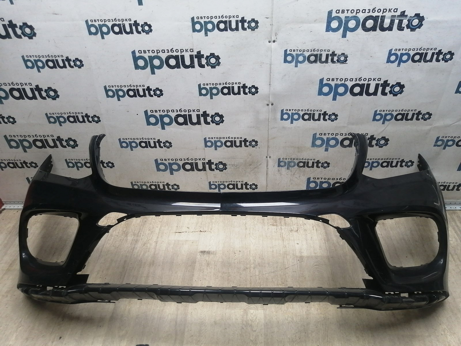 Пример детали Бампер передний; под паркт.; без омыват. (A1668851800); Mercedes-Benz GLS-klasse I (X166) (2015-2019) /AA045783/ БУ; Оригинал; Р1, Мелкий дефект; 