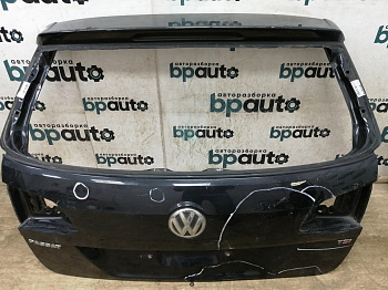 Фотография детали AA031522; Крышка багажника (3AF827025A) для Volkswagen Passat B7 Wagon (2011- 2014)/БУ; Оригинал; Р3, Под восстановление; . Фото номер 1