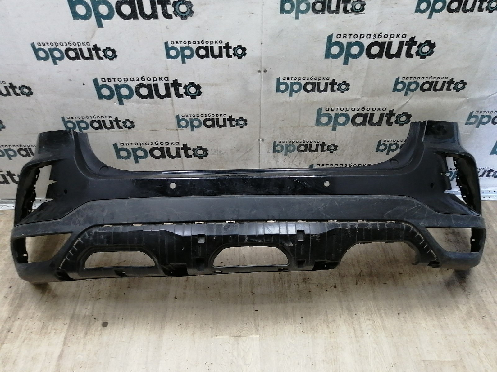 Пример детали Бампер задний (86611-H0900); Kia Rio IV рест. X-Line HB (2020- н.в.) /AA044381/ БУ; Оригинал; Р1, Мелкий дефект; 