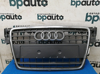 Пример детали Решётка радиатора (8K0 853 651); Audi A4 IV (B8) Sedan (2007-2011) /AA028293/ БУ; Оригинал; Р2, Удовлетворительное; 