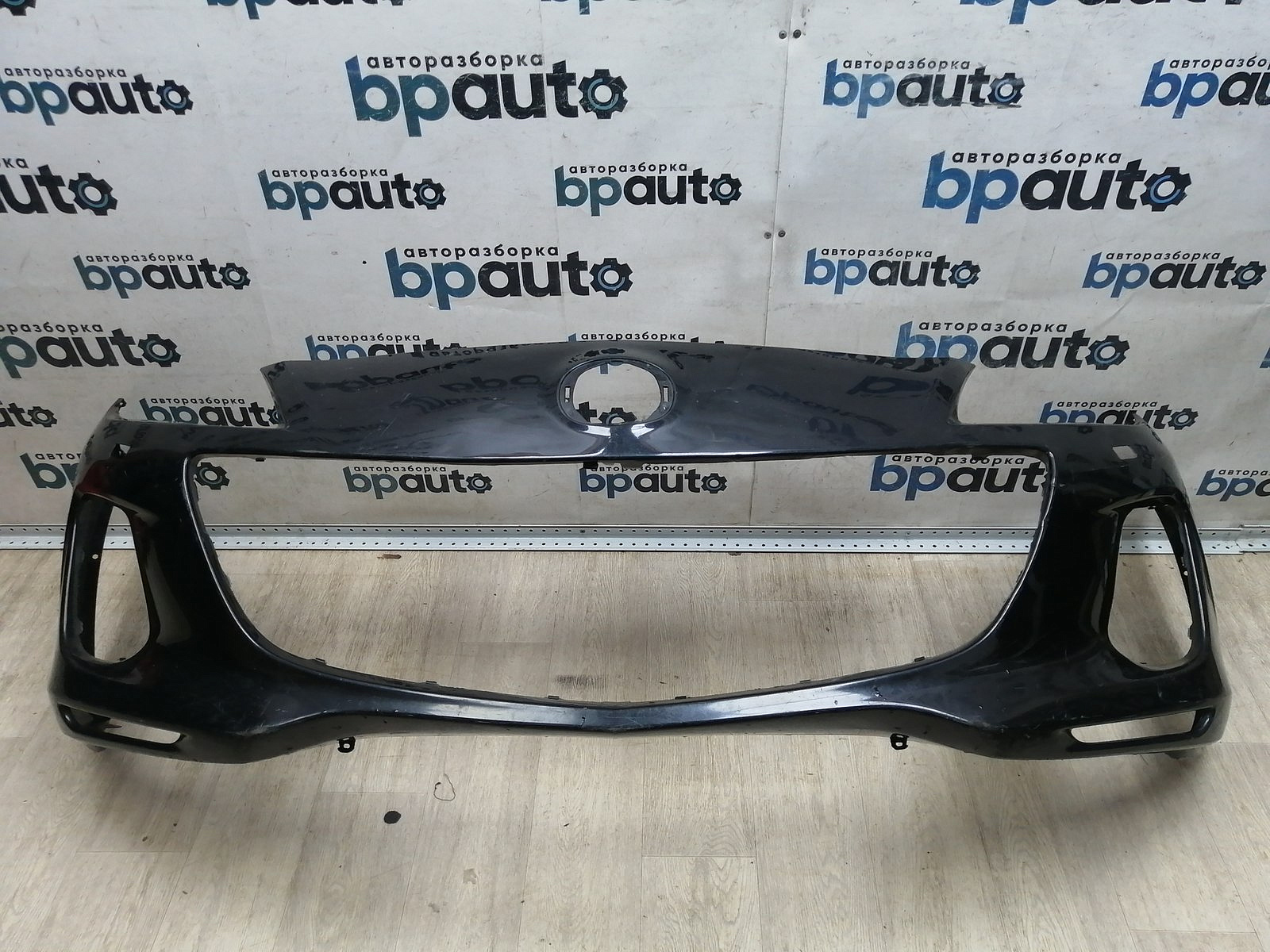 Пример детали Бампер передний; без паркт.; под омыват. (BGV450031); Mazda 3 II (BL) рест. Sedan (2011-2013), II (BL) рест. HB (2011-2013) /AA045741/ БУ; Оригинал; Р1, Мелкий дефект; 