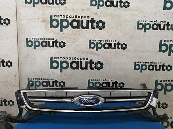 Пример детали Решетка радиатора (BS71-8200-B); Ford Mondeo Sedan IV рест. (2010- 2014), Wagon IV рест. (2010- 2014) /AA032220/ БУ; Оригинал; Р1, Мелкий дефект; 