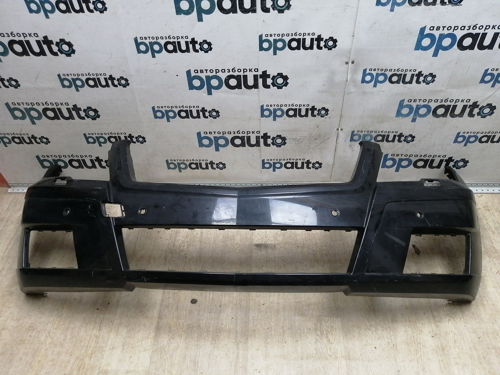 Пример детали Бампер передний; под паркт.; под омыват. (A2048851425); Mercedes-Benz GLK-klasse I (X204) (2008-2012) /AA045430/ БУ; Оригинал; Р1, Мелкий дефект; 