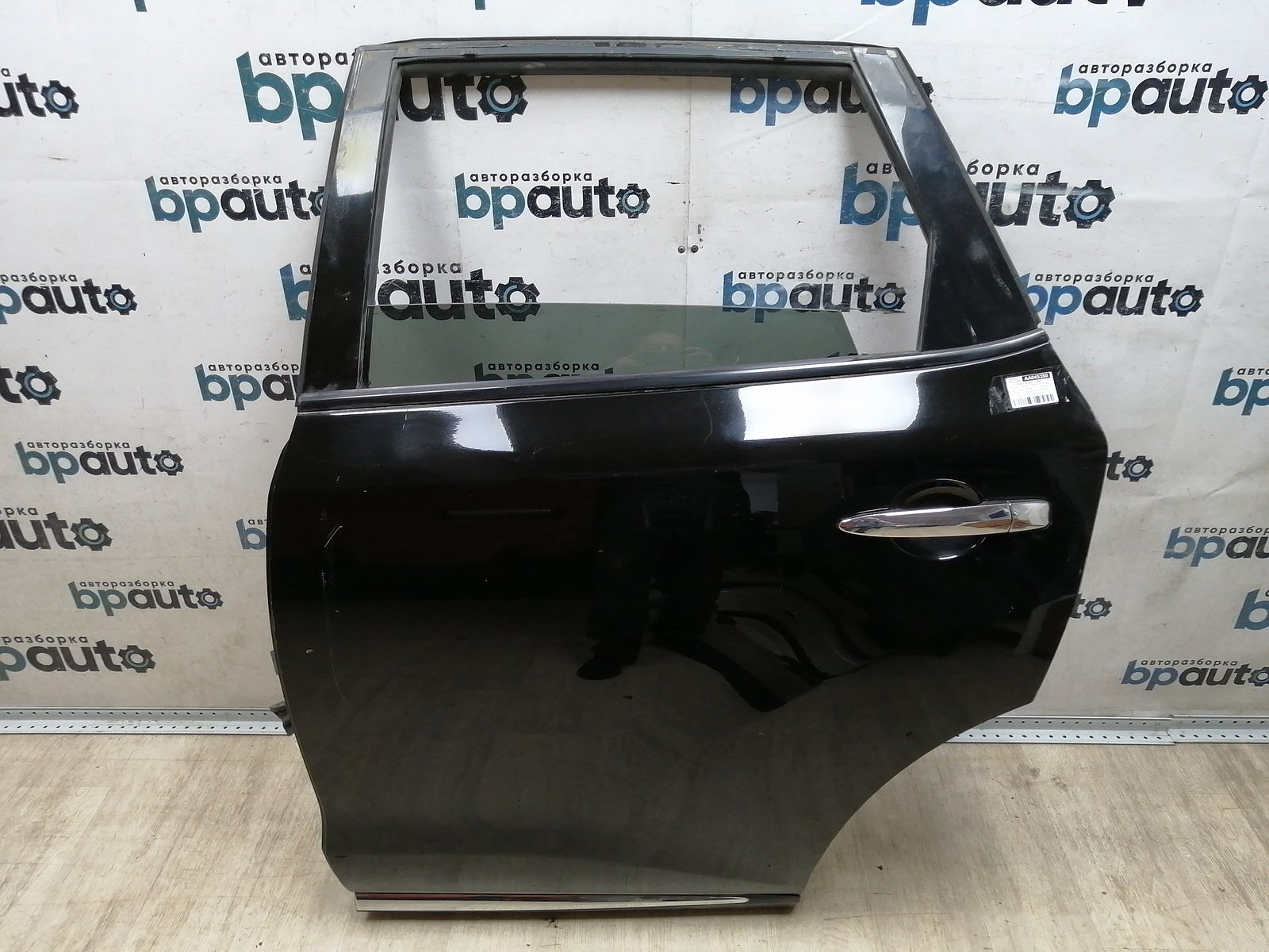 Фотография детали AA045350; Дверь задняя левая (H210A-1AAAA) для Nissan Murano Z51/БУ; Оригинал; Р1, Мелкий дефект; . Фото номер 1