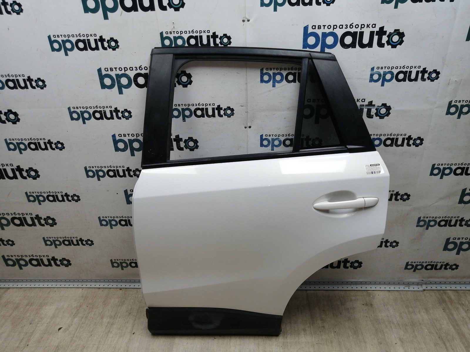 Пример детали Дверь задняя левая (KD53-73010); Mazda CX-5 I (2011-2015), I рест. (2015-2017) /AA045166/ БУ; Оригинал; Р0, Хорошее; (34K) Белый перламутр