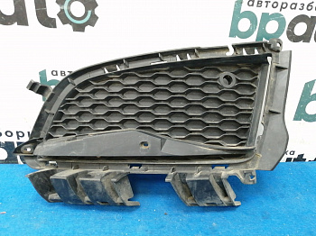Фотография детали AA018066; Решетка переднего бампера левая; под паркт. (GX63-8B290-A) для Jaguar XF II (2016-2020)/БУ; Оригинал; Р1, Мелкий дефект; . Фото номер 1