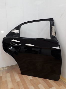 Фотография детали AA001727; Дверь задняя правая, Седан (A2127300230) для Mercedes-Benz E-klasse IV Sedan (W212) (2009-2013)/БУ; Оригинал; Р0, Хорошее; (197) Черный металик. Фото номер 1