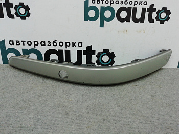 Фотография детали AA009980; Молдинг заднего бампера правый  (13143350) для Opel Astra H GTC 3D (2005 — 2011)/БУ; Оригинал; Р1, Мелкий дефект; . Фото номер 1
