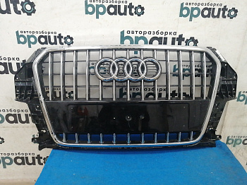 Фотография детали AA030010; Решетка радиатора; без паркт. (8U0 853 653 A) для Audi Q3 I (2011-2014)/БУ; Оригинал; Р2, Удовлетворительное; . Фото номер 1