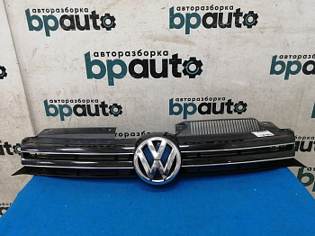 Пример детали Решетка радиатора (5K0853651AL); Volkswagen Golf VI HB 5D (2008- 2012), VI Wagon (2008- 2012), VI HB 3D (2008- 2012) /AA028223/ БУ; Оригинал; Р2, Удовлетворительное; 