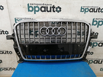 Пример детали Решётка радиатора, S-line; под паркт. (8R0 853 651 AB); Audi Q5 I рест. (2012-2017) /AA030398/ БУ; Оригинал; Р2, Удовлетворительное; 