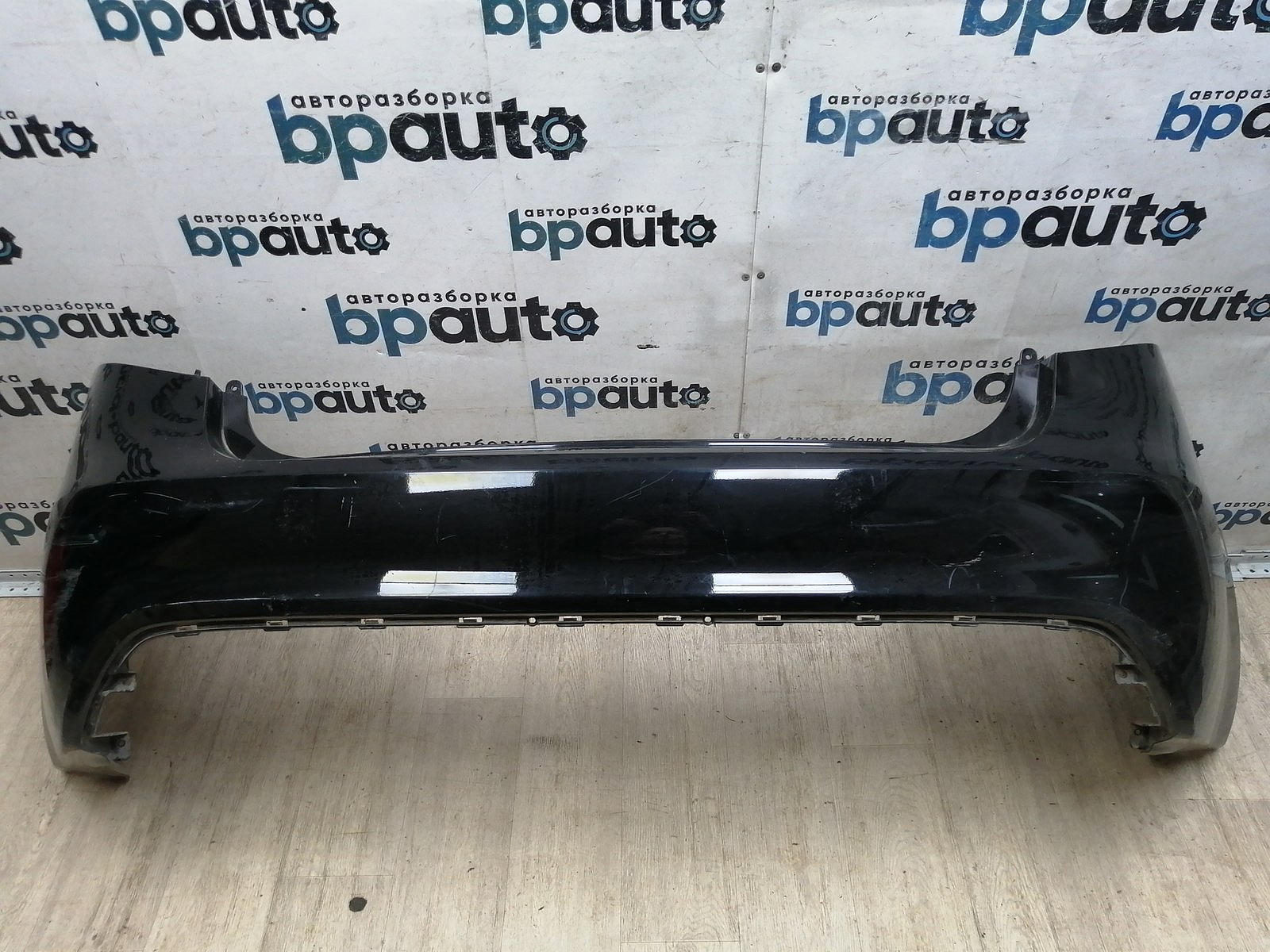 Пример детали Бампер задний; без паркт. (86611-4Y000); Kia Rio III Sedan (2011- 2015) /AA046120/ БУ; Оригинал; Р1, Мелкий дефект; ДхШхВ 1,85х0,73х0,57; 