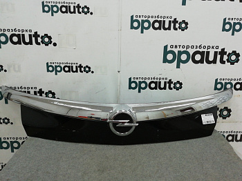 Фотография детали AA010224; Накладка крышки багажника (13322627) для Opel Insignia Wagon (2008 - 2014)/БУ; Оригинал; Р2, Удовлетворительное; . Фото номер 1
