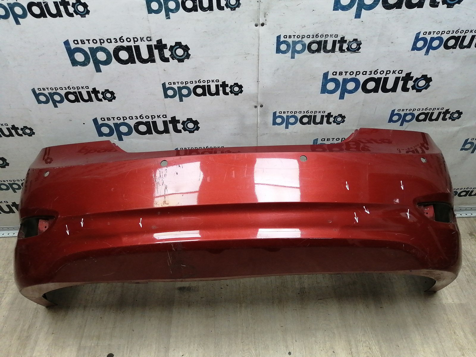 Пример детали Бампер задний; под паркт. (86611-4L000); Hyundai Accent IV (2010-2017), Solaris I Sedan (2010- 2014) /AA045694/ БУ; Оригинал; Р1, Мелкий дефект; 