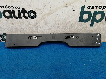 Фотография детали AA036600; Площадка под номер переднего бампера (52114-42120) для Toyota Rav4 40 рест. (2015 — 2019)/БУ; Оригинал; Р1, Мелкий дефект; . Фото номер 1