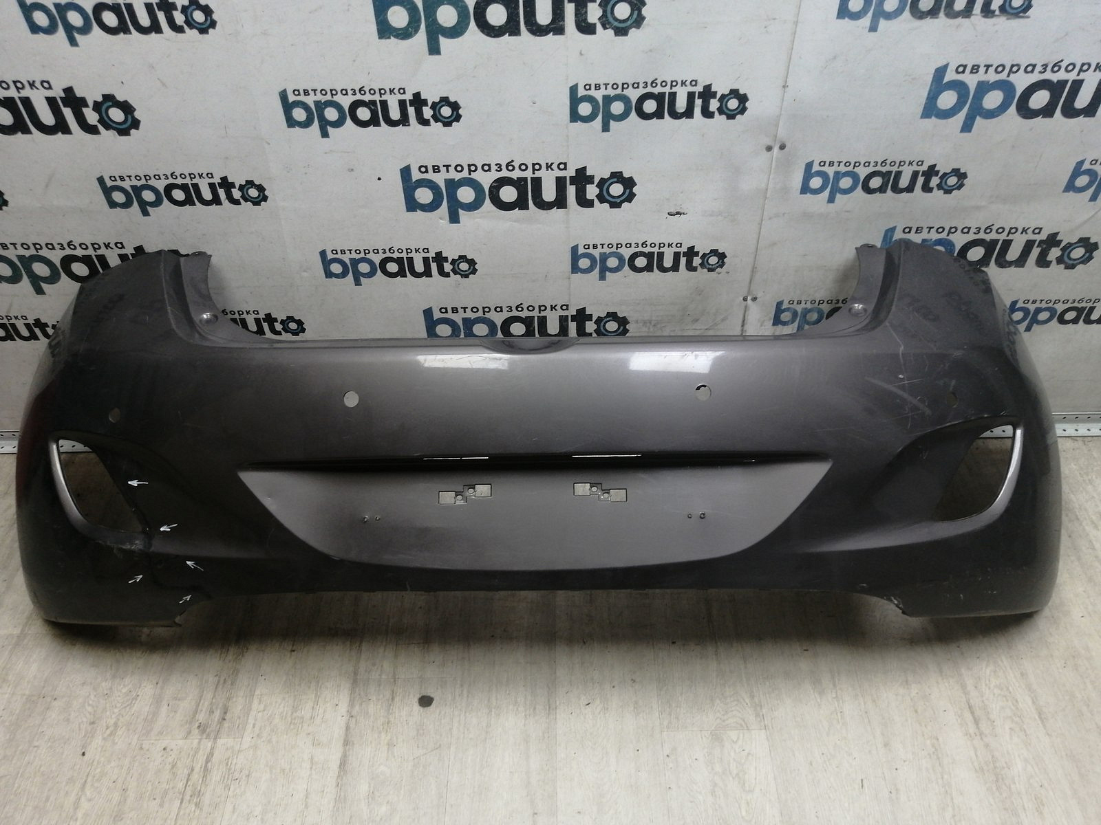 Фотография детали AA046264; Бампер задний; под паркт. (86611-A6000) для Hyundai I 30/БУ; Оригинал; Р2, Удовлетворительное; . Фото номер 1