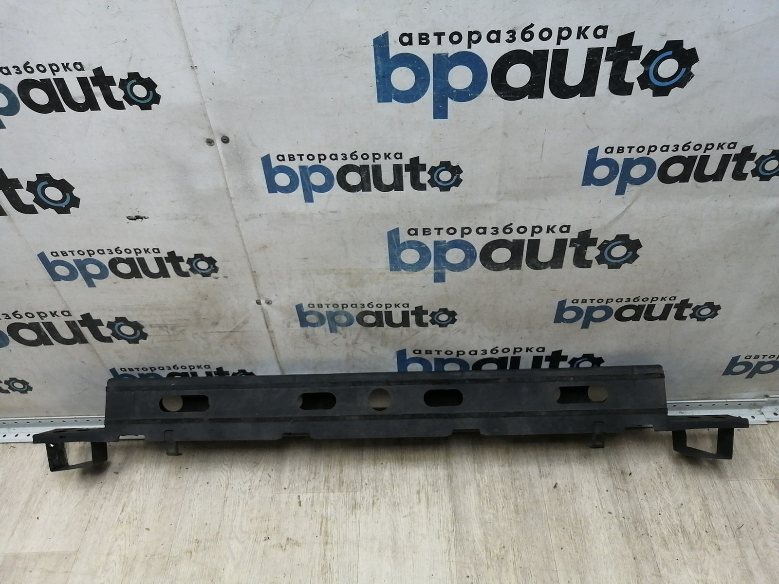 Фотография детали AA046338; Усилитель заднего бампера, Long (52350-42010) для Toyota Rav4 30 рест. V 2.4 (2009 - 2012)/БУ; Оригинал; Р0, Хорошее; . Фото номер 1