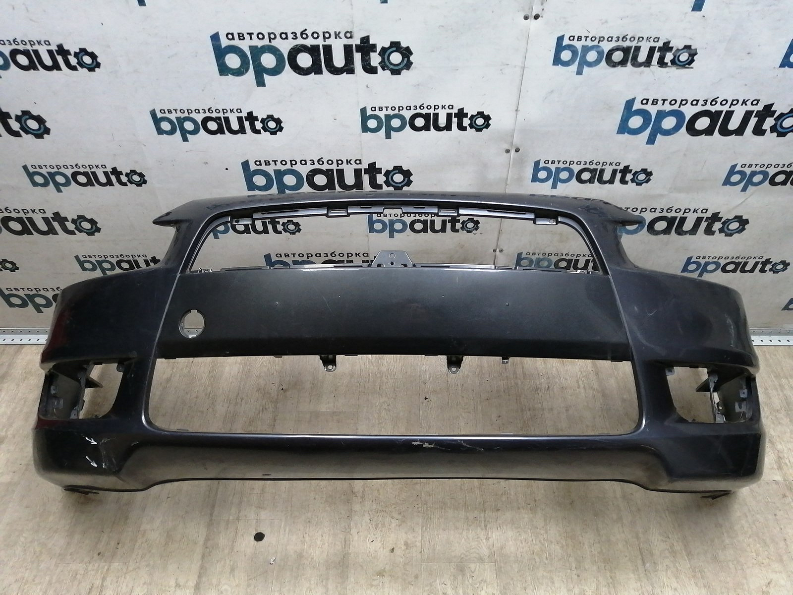 Пример детали Бампер передний, v1.5, v1.8, без отв. под расш.; без паркт.; без омыват. (6400B226229ZZ); Mitsubishi Lancer X Sedan (2007-2010), X Hatchback (2007-2010) /AA045798/ БУ; Оригинал; Р1, Мелкий дефект; 