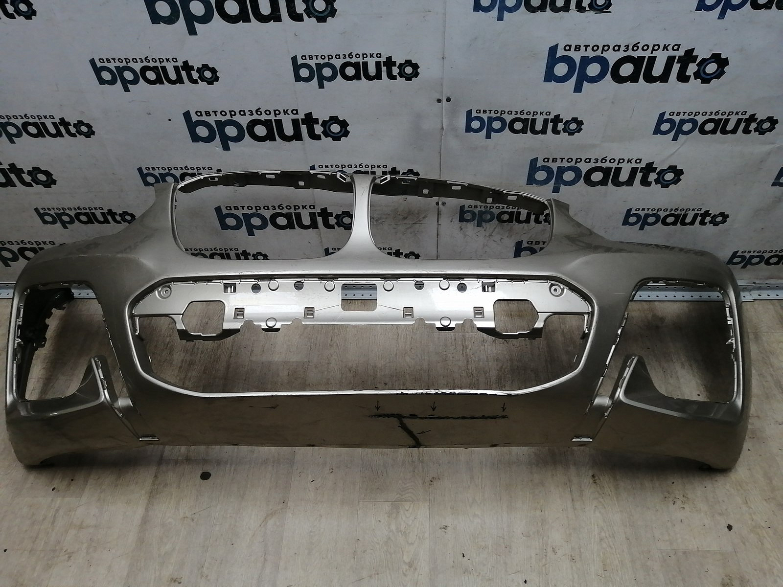 Пример детали Бампер передний, М-пакет; под паркт.; без омыват. (51118091971); BMW Х3 III (G01) (2017-2020), Х4 II (G02) (2018-2019) /AA045378/ БУ; Оригинал; Р1, Мелкий дефект; 