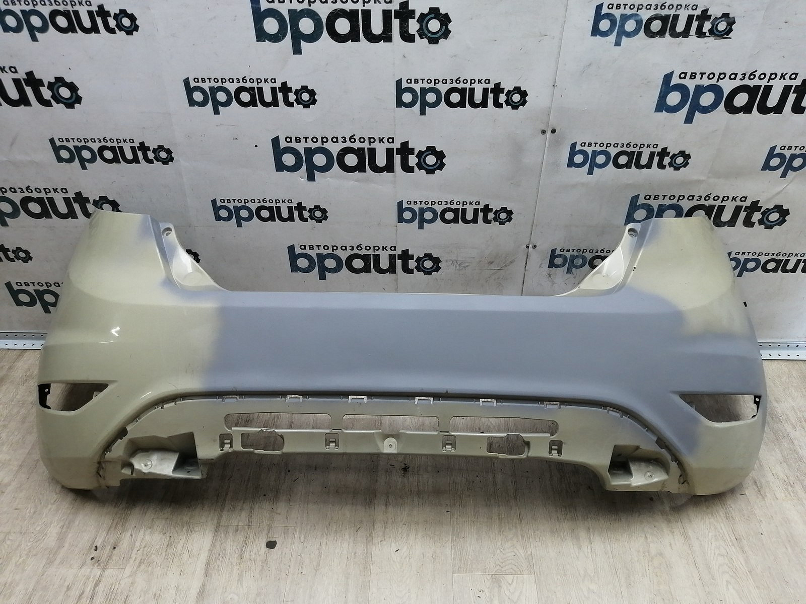 Пример детали Бампер задний; без паркт. (8A61-17906-A); Ford Fiesta VI (2008-2013), VI Hatchback рест. (2013-2019) /AA044430/ БУ; Оригинал; Р2, Удовлетворительное; 