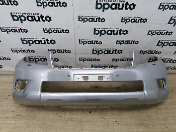 Пример детали Бампер передний; без паркт.; под омыват. (52119-60E01); Toyota Land Cruiser Prado 150 (2010 — 2013) /AA015462/ БУ; Оригинал; Р1, Мелкий дефект; 