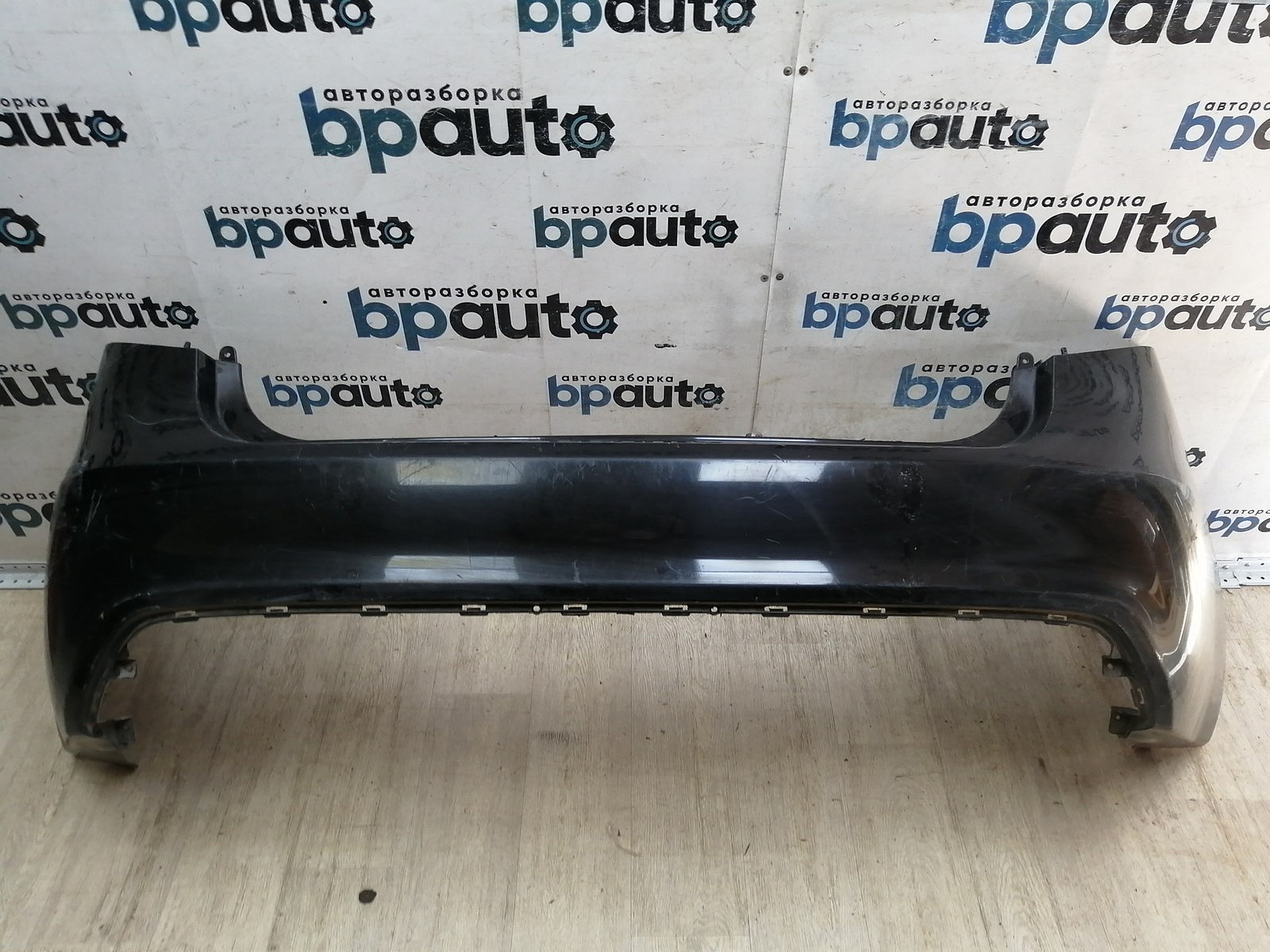 Пример детали Бампер задний; без паркт. (86611-4Y000); Kia Rio III Sedan (2011- 2015) /AA046115/ БУ; Оригинал; Р1, Мелкий дефект; ДхШхВ 1,85х0,73х0,57; 