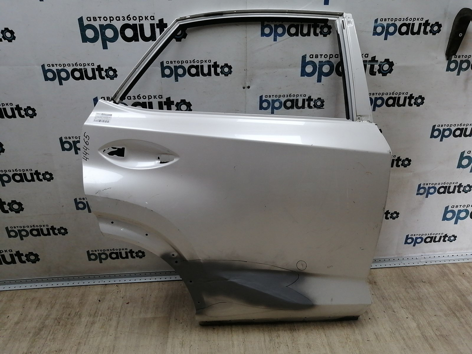 Пример детали Дверь задняя правая (67003-78020); Lexus NX (2014-2017), рест. (2017-2021) /AA044465/ БУ; Оригинал; Р2, Удовлетворительное; 