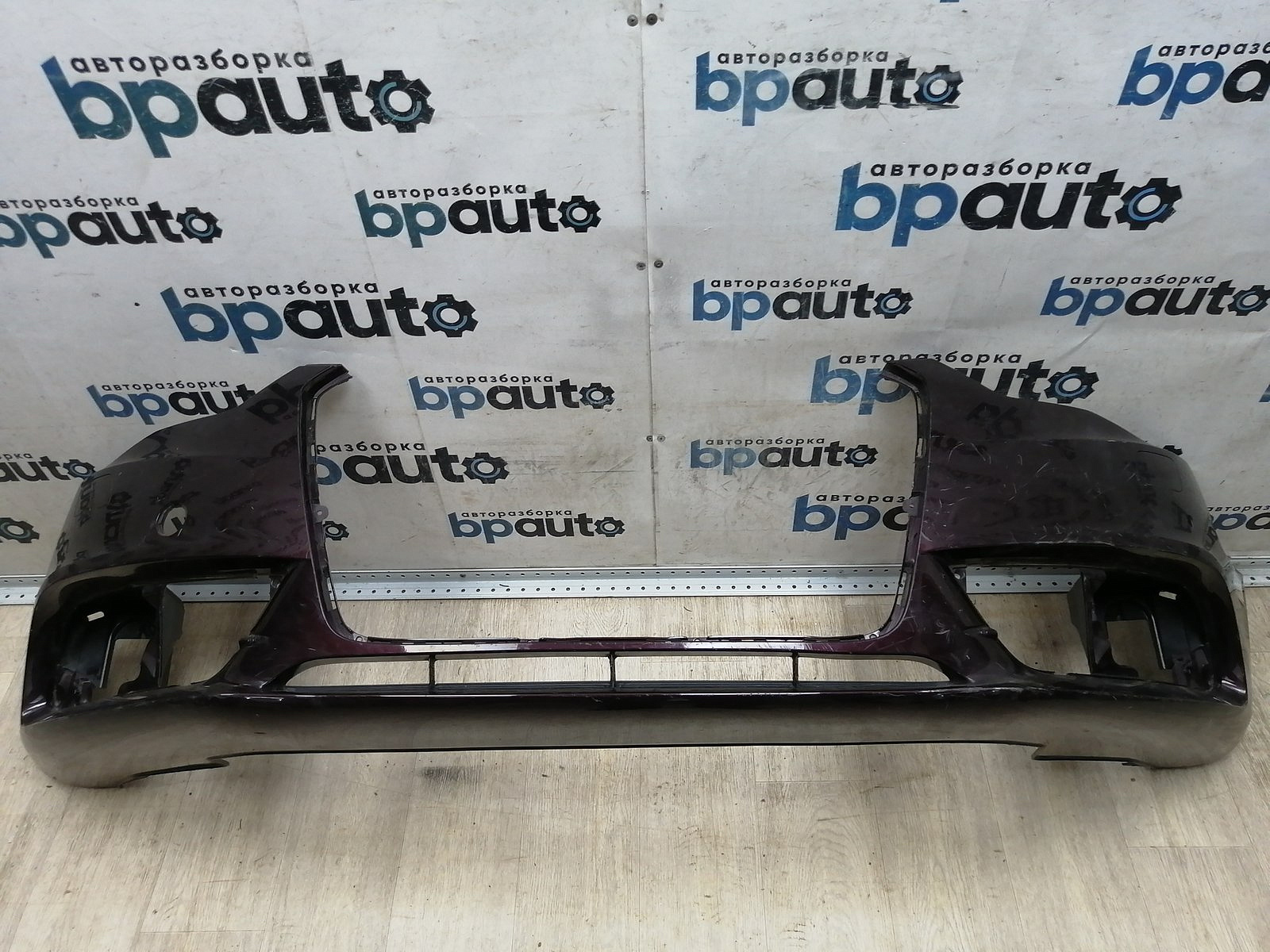 Пример детали Бампер передний; под паркт.; под омыват. (8T0 807 437 AD); Audi А5 I рест. Coupe (2011-2016), I рест. Sportback (2011-2016) /AA045633/ БУ; Оригинал; Р1, Мелкий дефект; 