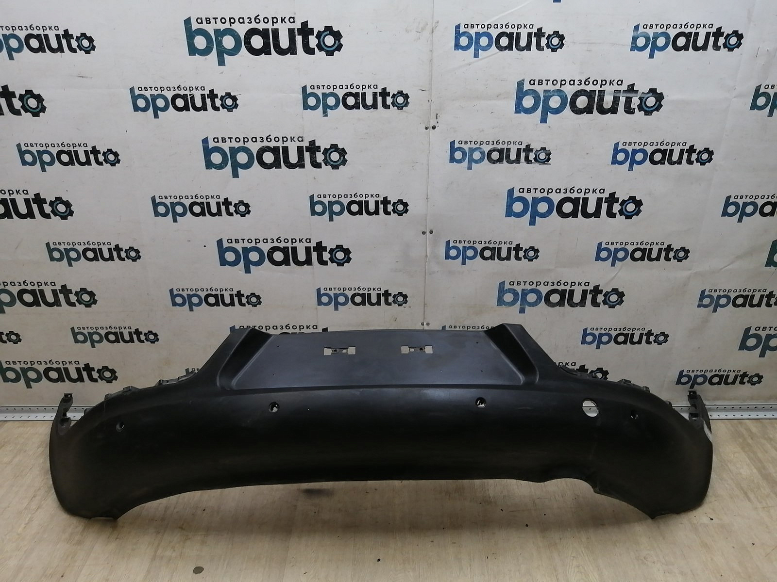 Пример детали Бампер задний; под паркт. (86611-3U000); Kia Sportage III (2010 - 2014), III рест. (2014 - 2016) /BA000125/ БУ; Оригинал; Р2, Удовлетворительное; 