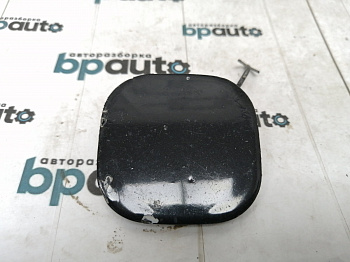 Пример детали Заглушка букс. крюка переднего бампера (52129-33050); Toyota Camry 50 (2012 — 2014) /AA014175/ БУ; Оригинал; Р1, Мелкий дефект; 