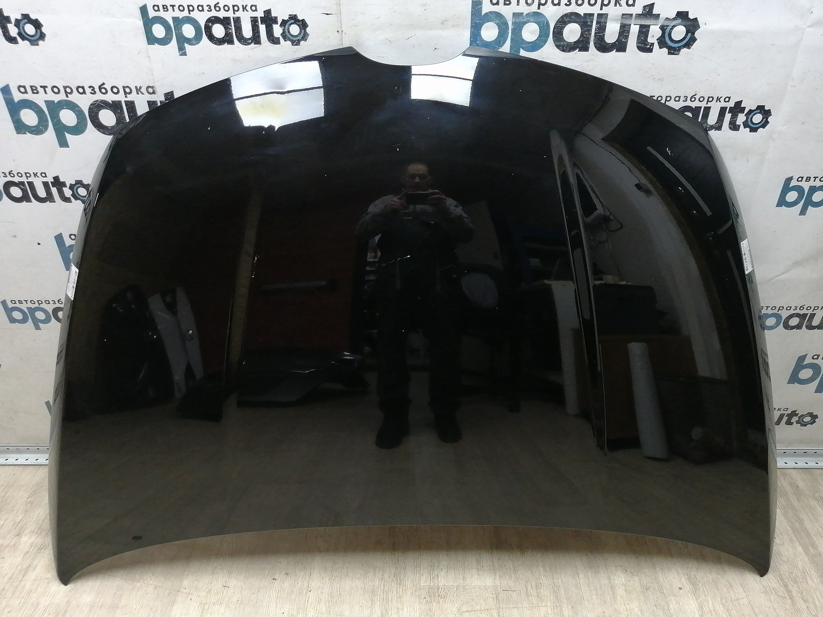 Пример детали Капот (EGY15231XD); Mazda CX-7 I (2006-2009), I рест. (2009-2012) /AA045236/ БУ; Оригинал; Р1, Мелкий дефект; 