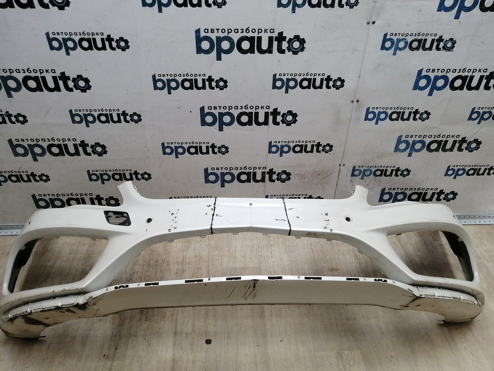 Пример детали Бампер передний, Coupe, AMG; под паркт.; без омыват. (A2078857825); Mercedes-Benz E-klasse IV Coupe (C207) (2013-2016) /AA044704/ БУ; Оригинал; Р2, Удовлетворительное; 