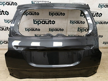 Пример детали Крышка багажника (5801C508); Mitsubishi Pajero Sport III рест. (2019-н.в.) /AA033251/ БУ; Оригинал; Р0, Хорошее; U23, Темно-серый