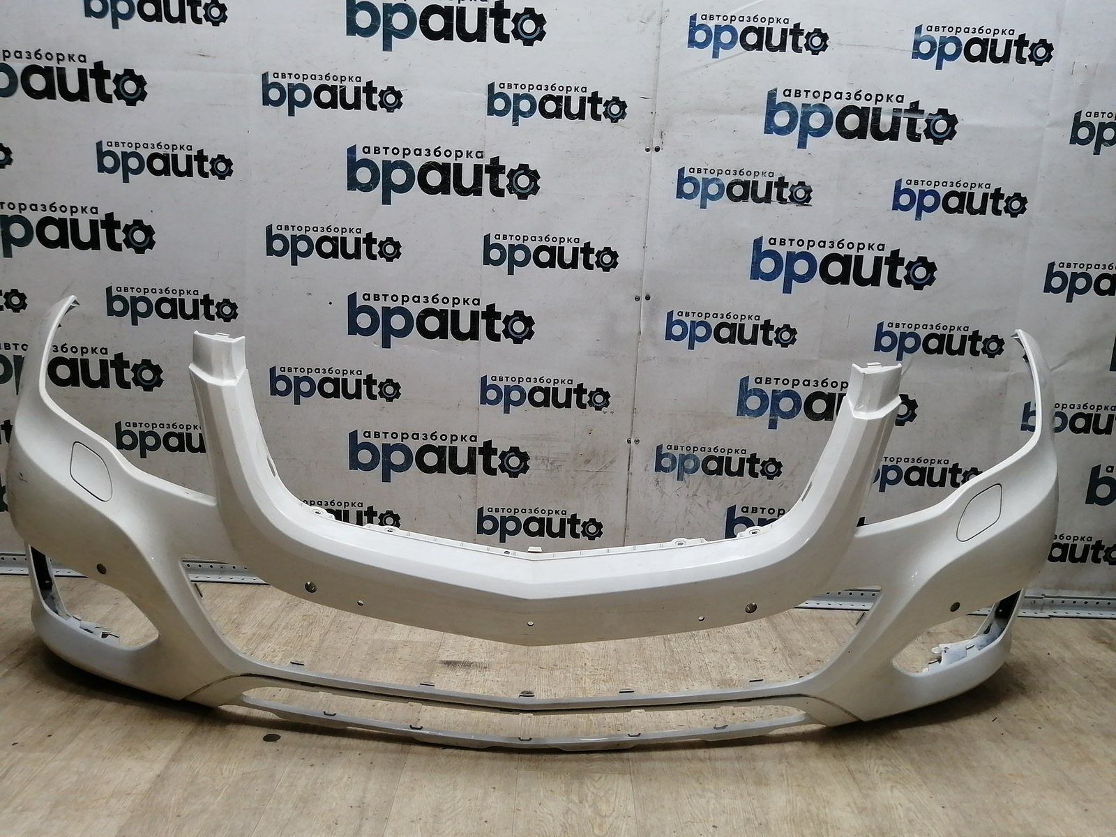 Пример детали Бампер передний; под паркт.; под омыват. (A2048855238); Mercedes-Benz GLK-klasse I (X204) (2012-2015) /AA045431/ БУ; Оригинал; Р1, Мелкий дефект; 