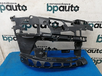 Фотография детали AA031204; Кронштейн переднего бампера правый под ПТФ (51117385346) для BMW 5 серия G30 G31/БУ; Оригинал; Р1, Мелкий дефект; . Фото номер 1