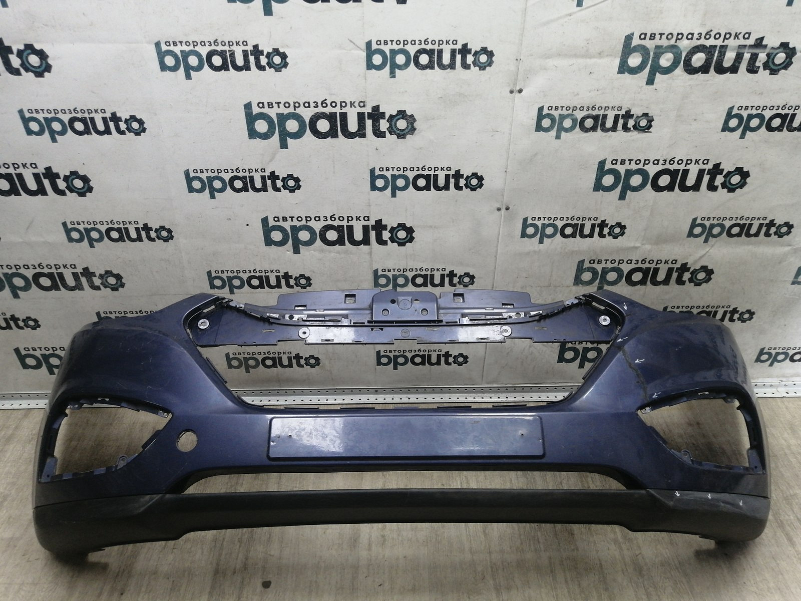 Пример детали Бампер передний; без паркт.; без омыват. (86511-2Y000); Hyundai IX35 (2010-2013), рест. (2013-2015) /AA044297/ БУ; Оригинал; Р1, Мелкий дефект; 