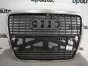 Пример детали Решётка радиатора (4F0 853 651); Audi A6 III (C6) Sedan (2004-2008) /AA003923/ БУ; Оригинал; Р2, Удовлетворительное; 