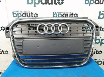 AA023420; Решетка радиатора (8X0 853 651) для Audi A1/БУ; Оригинал; Р1, Мелкий дефект; 
