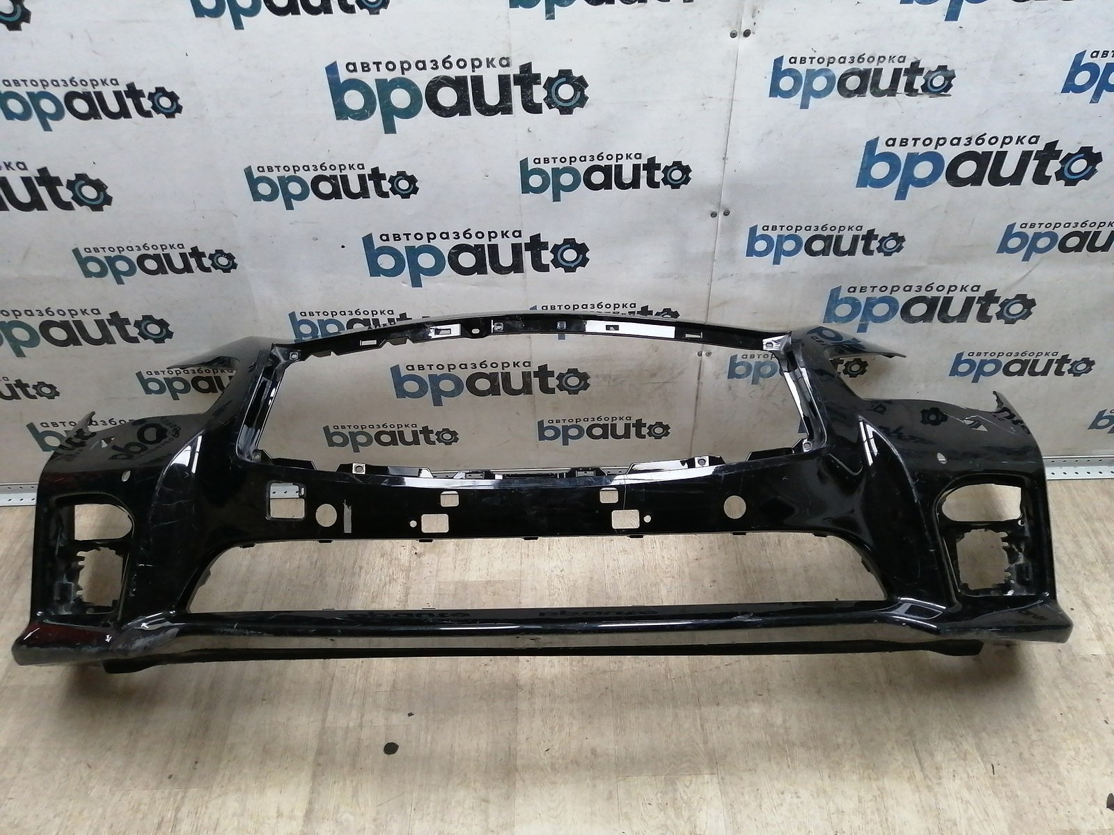 Пример детали Бампер передний; под паркт.; под омыват. (62022-4HD0H); Infiniti Q50 (2013-2017) /AA045799/ БУ; Оригинал; Р1, Мелкий дефект; 