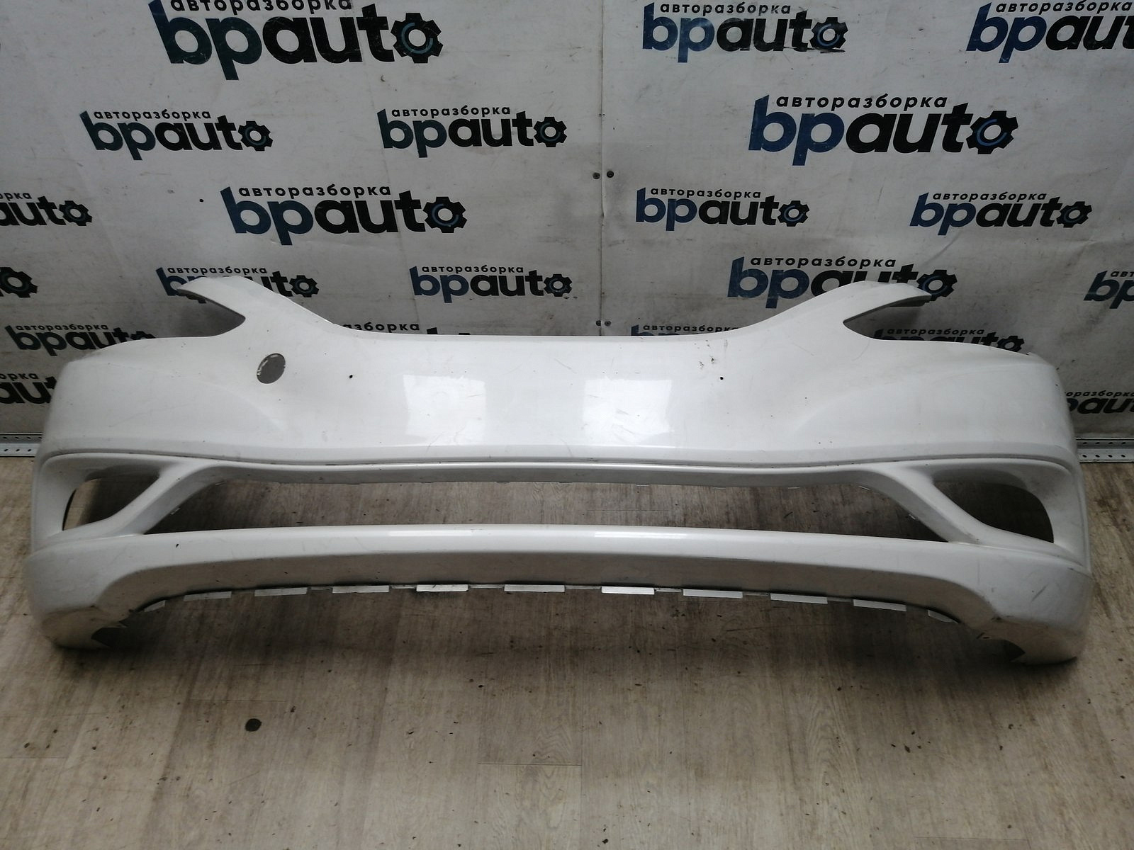 Пример детали Бампер передний; без паркт.; без омыват. (86511-3S500); Hyundai Sonata VI (YF) (2010-2014) /BA000150/ БУ; Оригинал; Р1, Мелкий дефект; 