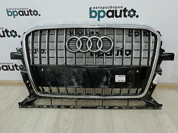 Пример детали Решётка радиатора, S-line; под паркт. (8R0 853 651 AB); Audi Q5 I рест. (2012-2017) /AA000990/ БУ; Оригинал; Р0, Хорошее; 