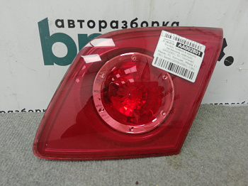 Фотография детали AA002801; Фонарь правый в крышку багажника, красный (BN8V513F0) для Mazda 3 BK/БУ; Оригинал; Р0, Хорошее; . Фото номер 1