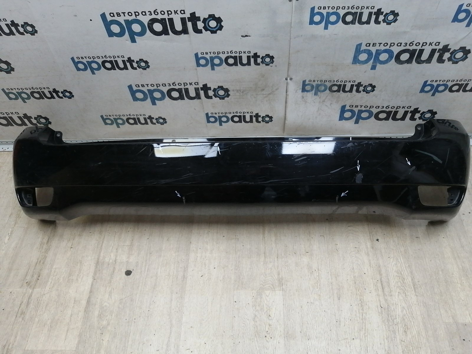 Пример детали Бампер задний; без паркт. (86611-10000); Hyundai Matrix I рест. 2 (2008-2010) /AA046213/ БУ; Оригинал; Р1, Мелкий дефект; ДхШхВ 1,75х0,45х0,38; 