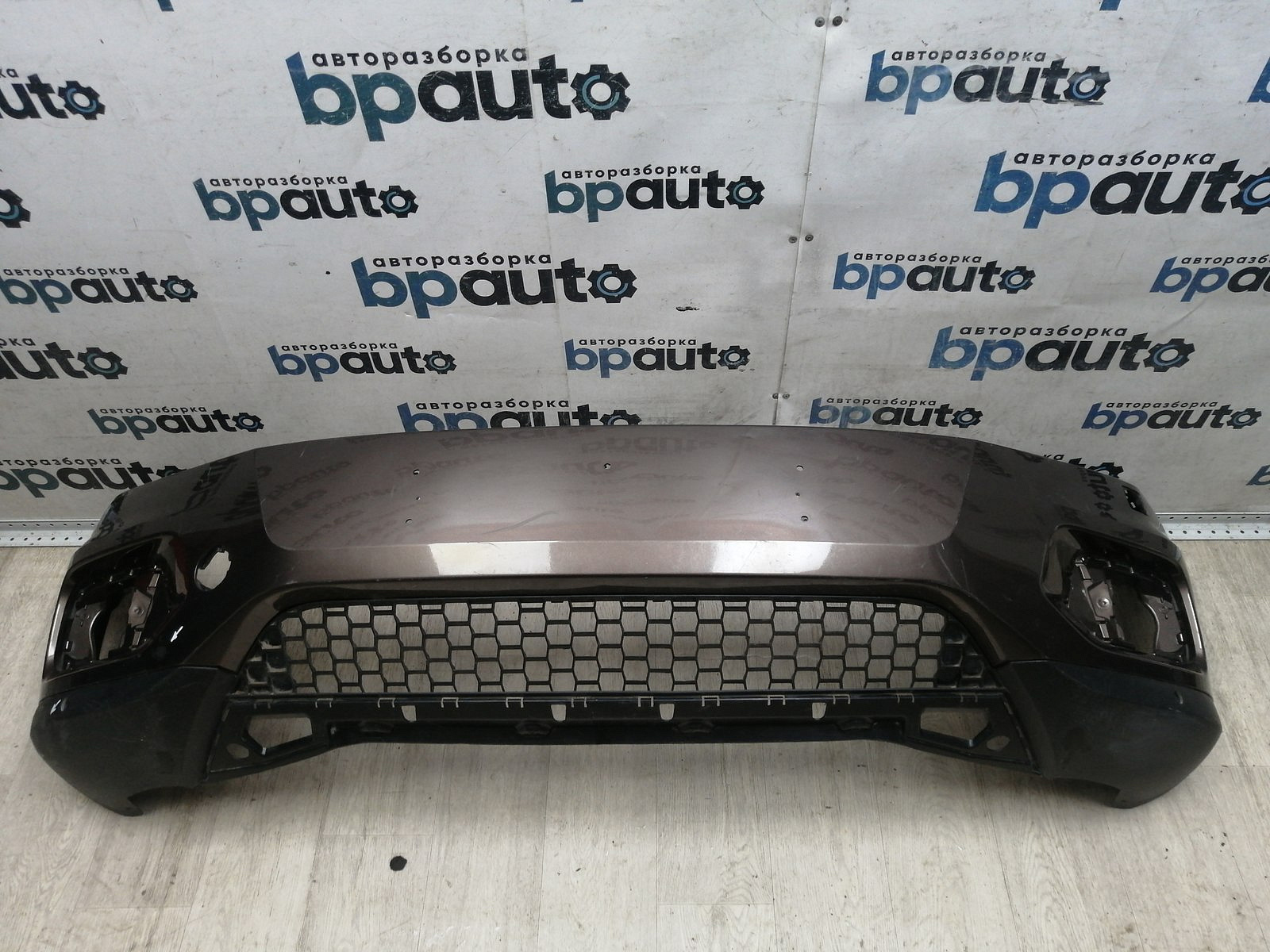 Фотография детали AA045927; Бампер передний, Track-Field; под паркт.; под омыват. (5N0807221T) для Volkswagen Tiguan I рест. (2011- 2016)/БУ; Оригинал; Р1, Мелкий дефект; . Фото номер 1