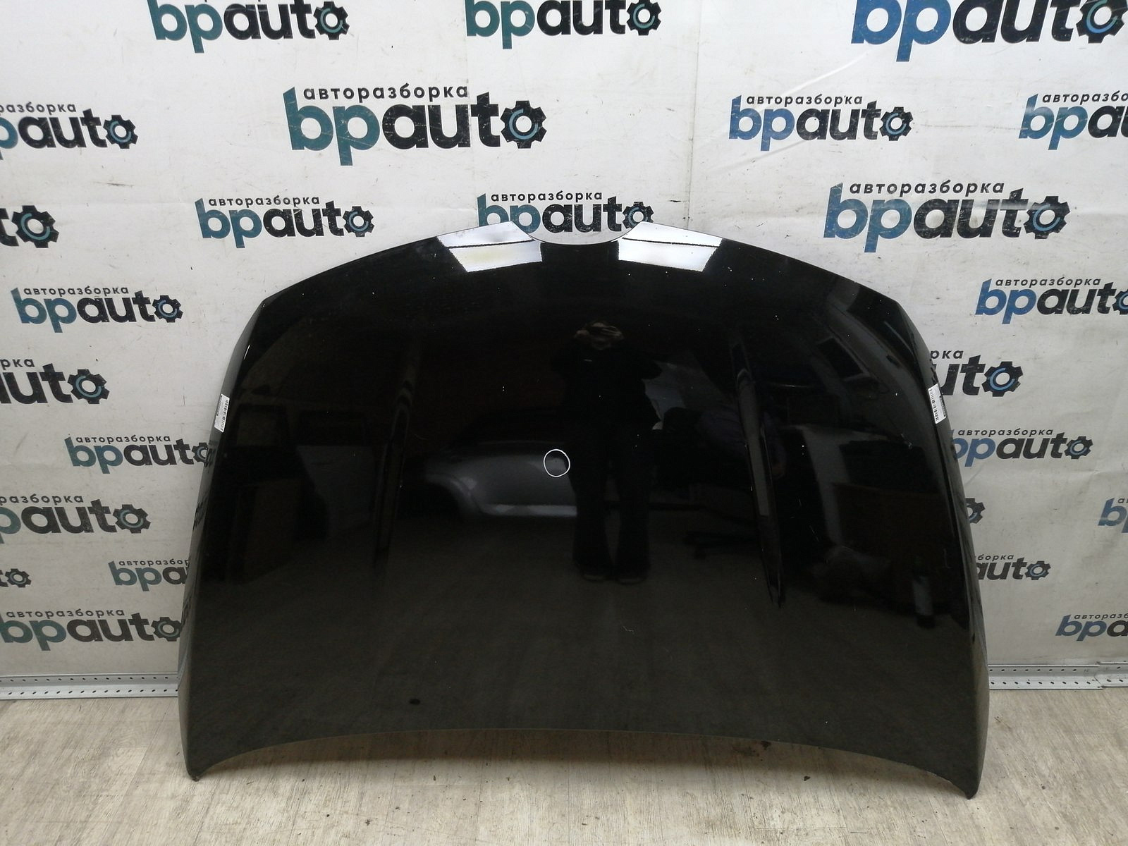 Пример детали Капот (EGY15231XD); Mazda CX-7 I (2006-2009), I рест. (2009-2012) /AA045284/ БУ; Оригинал; Р1, Мелкий дефект; 