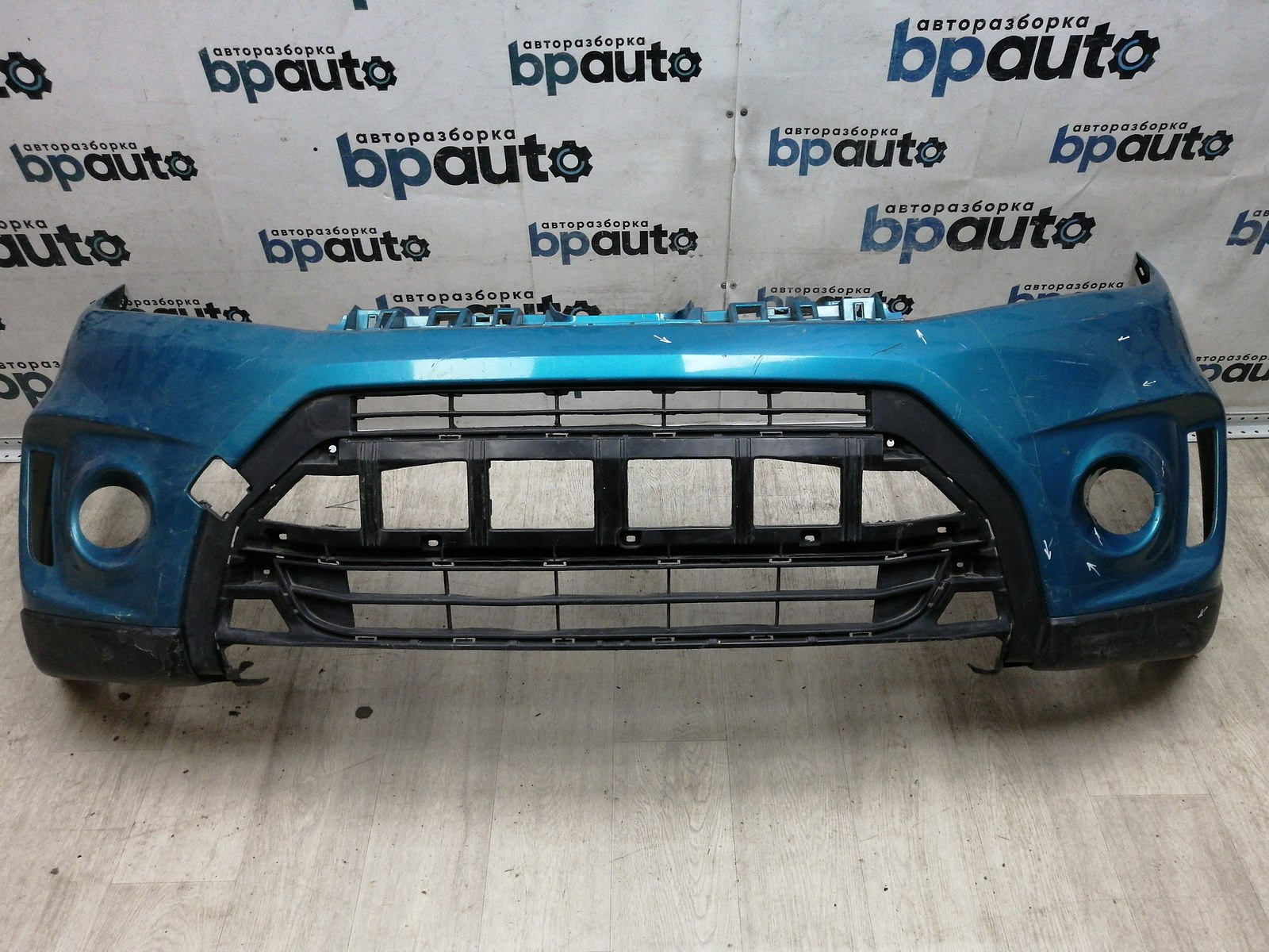 Пример детали Бампер передний; без паркт.; без омыват. (71711-54P); Suzuki Vitara II (2014 — 2019) /AA045371/ БУ; Оригинал; Р2, Удовлетворительное; 