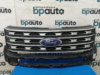 Фотография детали AA028229; Решетка радиатора (FB5Z-8200-GA) для Ford Explorer V рест. (2015-2018)/БУ; Оригинал; Р2, Удовлетворительное; . Фото номер 1
